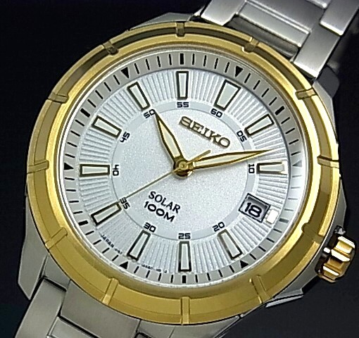 SEIKO/セイコー【ソーラー時計】メンズ腕時計 ゴールドベゼル メタルベルト ホワイト文字盤 MADE IN JAPAN 海外モデル SNE084J