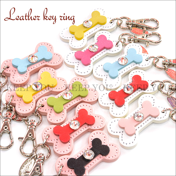 &starf;Happy & starf;本革アクセサリー&starf; 【商品情報】 骨チャーム 日本製 【サイズ】 全長約7.7cm 【素材】 本革（牛革）、スワロフスキー